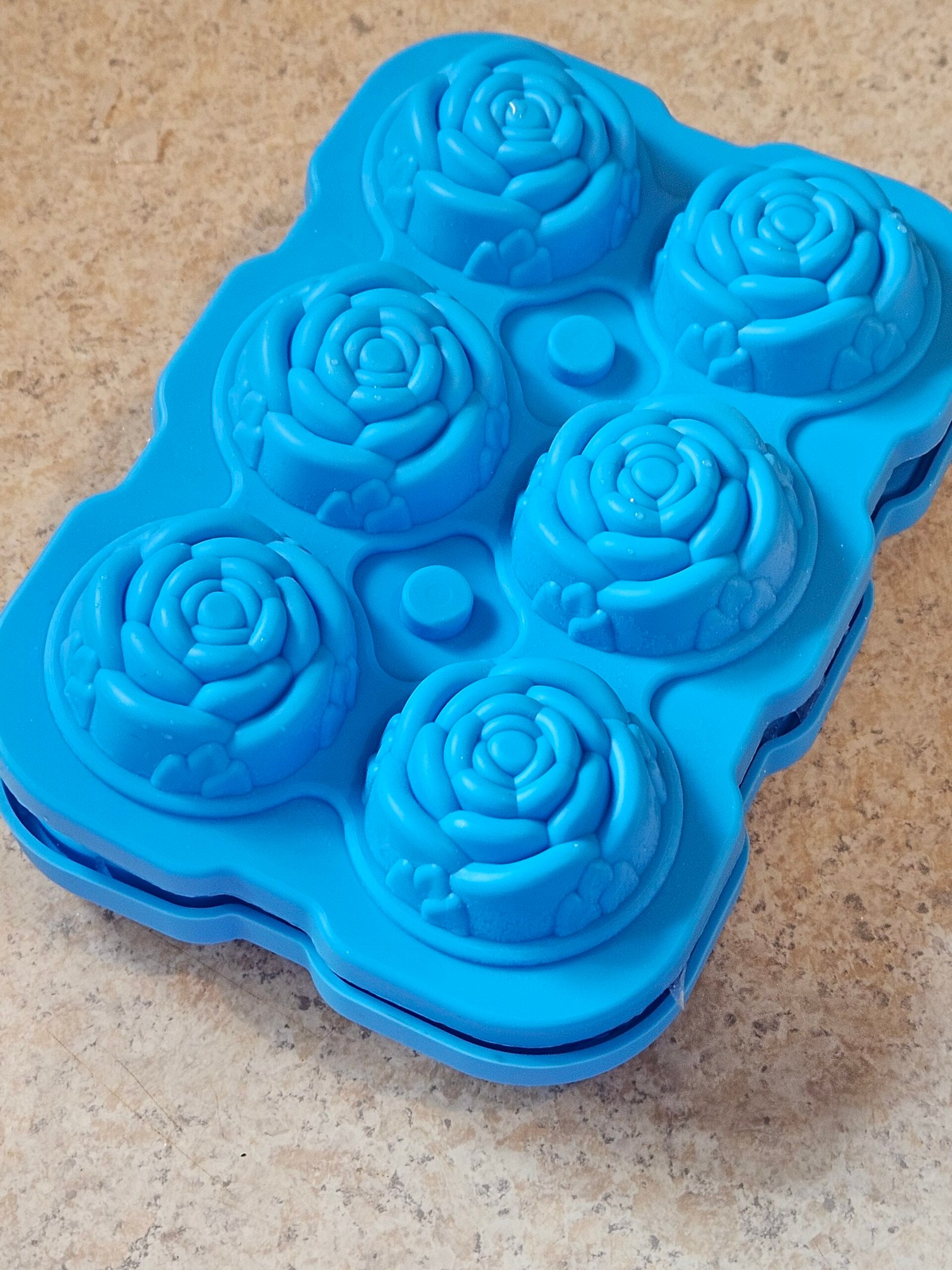 Mikiwon 2-inch 3D Rose Ice Cube Tray